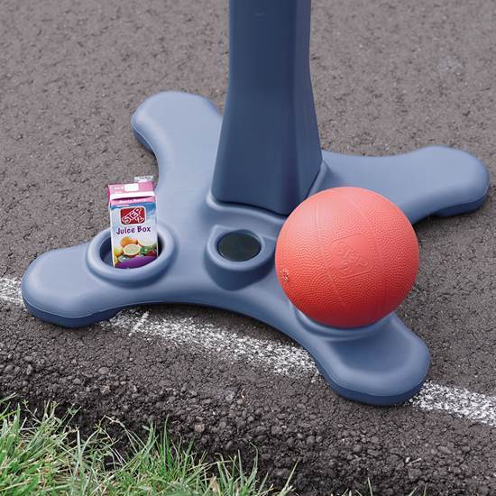 SHOOTIN' HOOPS JUNIOR BASKETBALL SET